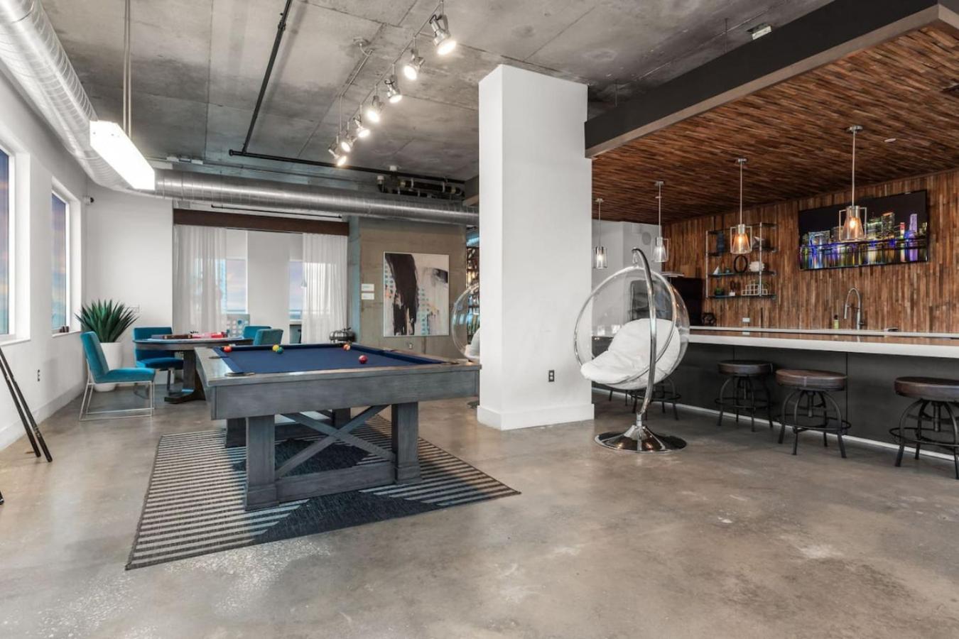 Modern 2 Bed Getaway Steps From Tropicana Field Сент-Питерсберг Экстерьер фото